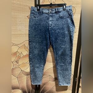G by Giuliana Acid‑Wash High‑Rise Jeans | Size 16 | Stretch Denim | Vintage Look